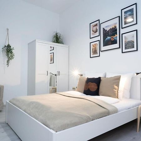 New Home At Exlusive Central Location Budapest Exteriör bild