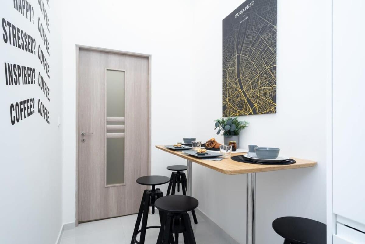 New Home At Exlusive Central Location Budapest Exteriör bild