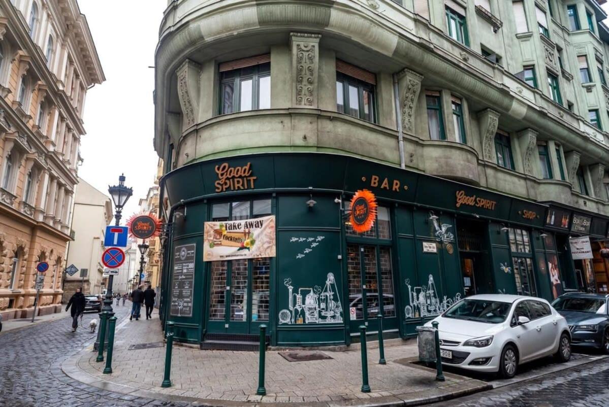 New Home At Exlusive Central Location Budapest Exteriör bild